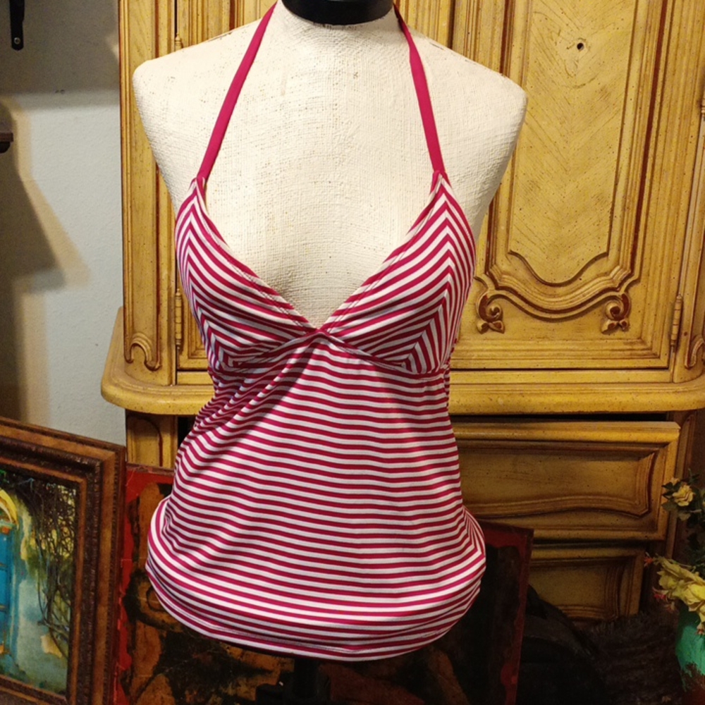 Women bathing suit top Med Mossimo Striped Full front belly cover
